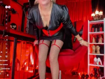 Bongacams Best live sex cam show of MistressAndre