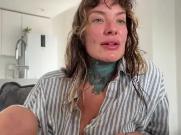 Bongacams Free Porn Cam of iiixbostonxiii