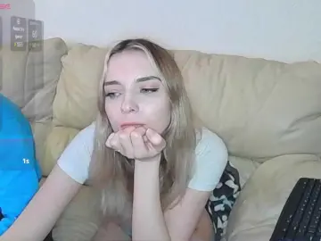 Bongacams Nude Webcam of Almondmilka