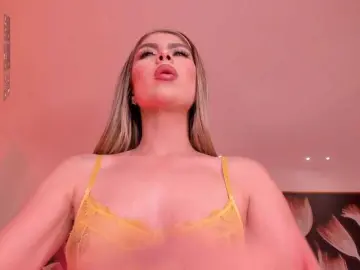 Bongacams Free Live Porn of MiaSilvaX