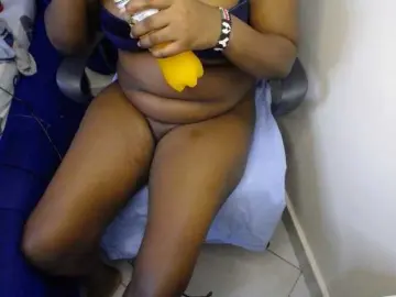 Bongacams Live Sex Cam of KittyKissess02