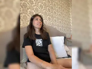 Bongacams Sex Chat of HotyWinter84