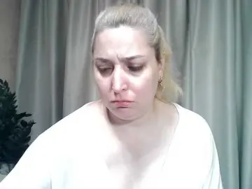 Bongacams Watch Live Sex Cams of KickaIricka