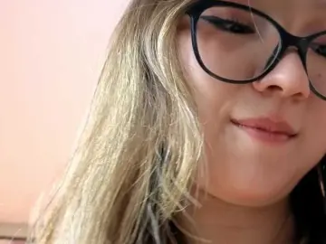 Bongacams Live Sex Cam of Karolinacream