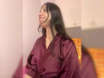 Bongacams Free Porn Cam of CheryelFoxx