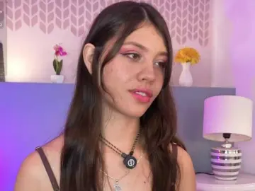Bongacams Watch Live Sex Cams of CheryelFoxx