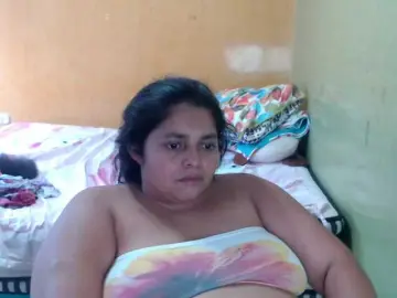 Bongacams Watch Live Sex Cams of mia-naughty
