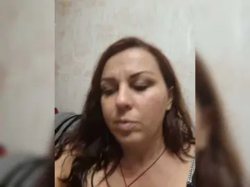Bongacams Watch Live Sex Cams of OpenGirl