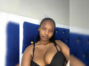 Bongacams Private Sex Chat of Curvy-maxy9
