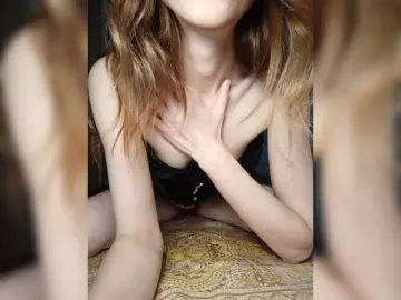 Bongacams Adult Webcam of Your-Peachy-Dream