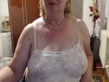 Bongacams Watch Live Sex Cams of Secretfox