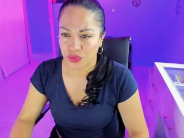 Bongacams Nude Webcam of SkaterGal