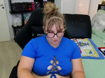 Bongacams Private Sex Chat of ElvinnaLaFrancaise