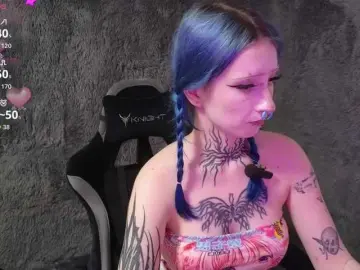 Bongacams Watch Live Sex Cams of YoungAlice1