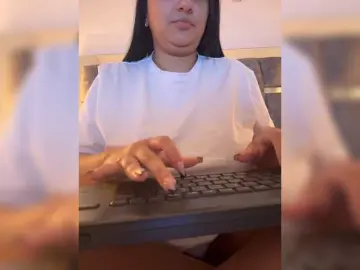 Bongacams Watch Live Sex Cams of IrisEvans