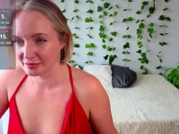Bongacams Live Sex Cam of MonikaFoxys