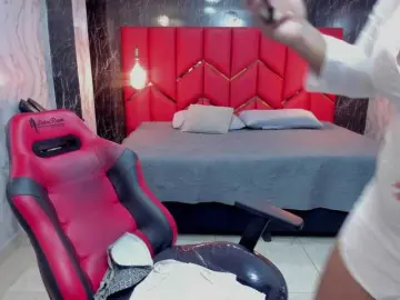 Bongacams Best live sex cam show of LatinaHoleQueen-1