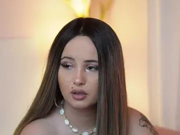 Bongacams Live Sex of AdelineMoon