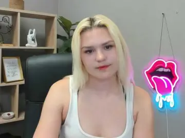 Bongacams Private Sex Chat of SweetLilyxo