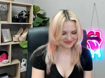 Bongacams Watch Live Sex Cams of SweetLilyxo