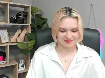 Bongacams Adult Video Chat of SweetLilyxo