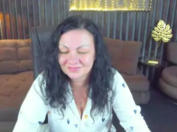 Bongacams Best live sex cam show of IrissMoon