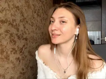 Bongacams Live Porn of MyrticeDollen