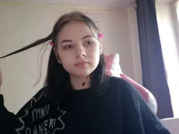 Bongacams Live Sex Cam of MyrnaPlough