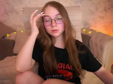 Bongacams Live Porn of ArrinaWairr
