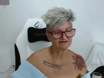 Bongacams Best live sex cam show of bety-cum3
