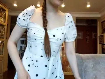 Bongacams Live Sex of ElenaKeel