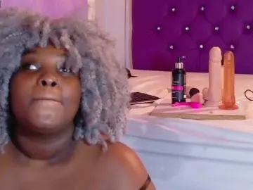 Bongacams Private Sex Chat of ebony-NeighborMoans