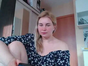 Bongacams Free Porn Cam of MissLilyAbrams
