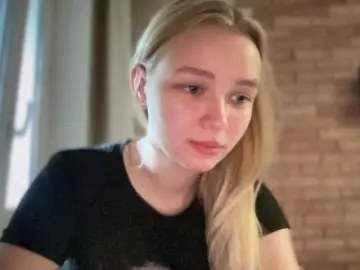 Bongacams Sex Cam of HerminiaLanting
