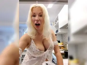 Bongacams Best live sex cam show of LaymaFlay