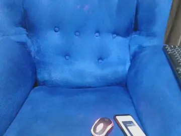 Bongacams Live Sex Cam of Petitelv