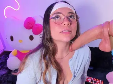 Bongacams Live Sex Cam of Belacurvyx