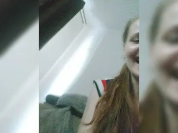 Bongacams Free Porn Cam of Lulu-Erotica