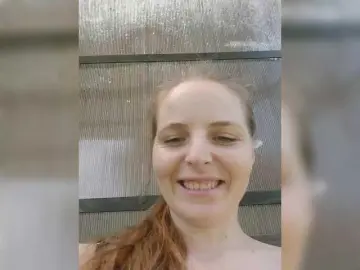Bongacams Live Sex Cam of Lulu-Erotica