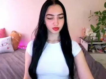 Bongacams Watch Live Sex Cams of WildKittenX