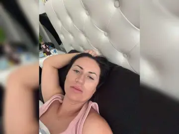 Bongacams Live Sex Cam of Violet888