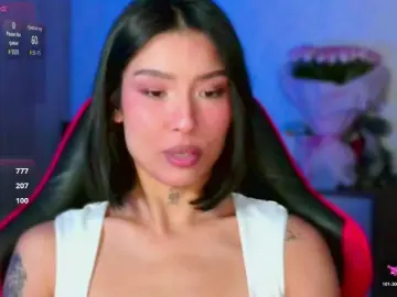 Bongacams Free Porn Cam of JulieTurner