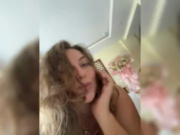 Bongacams Free Live Porn of -Hypnotic-Gaze-