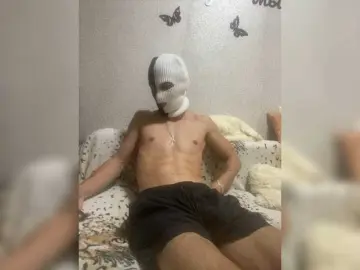 Bongacams Watch Live Sex Cams of NIKADELE
