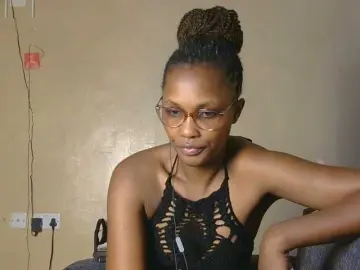 Bongacams Watch Live Sex Cams of cutieglo