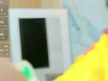 Bongacams Watch Live Sex Cams of collegepawglovedaddy