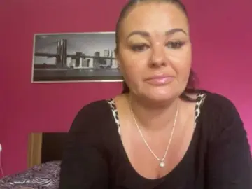 Bongacams Watch Live Sex Cams of SecretLia