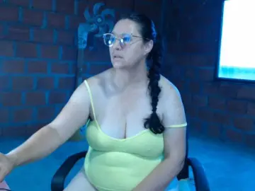 Bongacams Sex Chat of rouseehotglad
