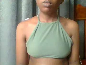 Bongacams Adult Webcam of Hotchille