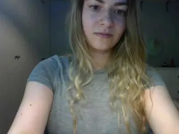 Bongacams Sex Cam of RosieJune